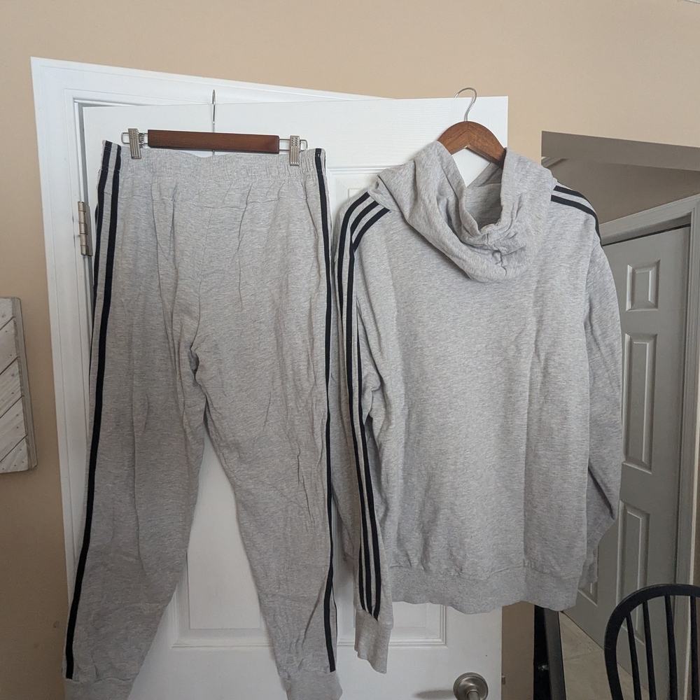 BUNDLE Adidas Light Gray Sweat Set - Picture 6 of 8